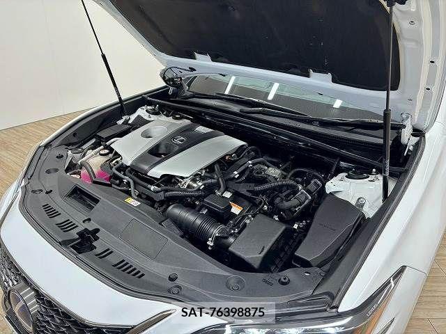 Lexus ES 2021-03 220305-17