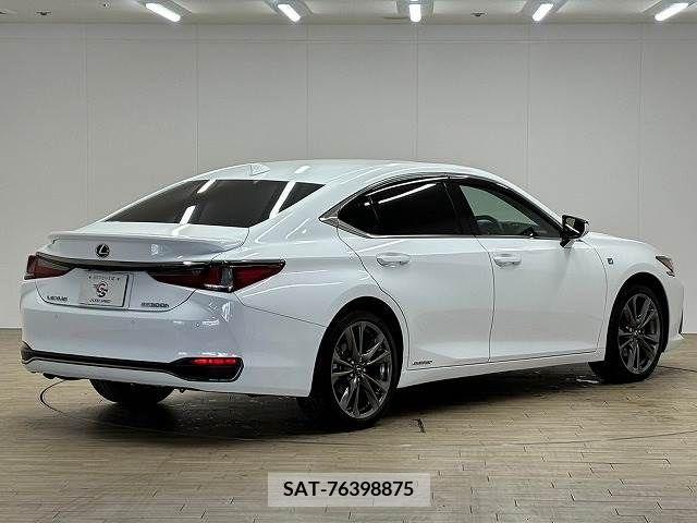 Lexus ES 2021-03 220305-15