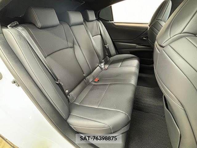 Lexus ES 2021-03 220305-5