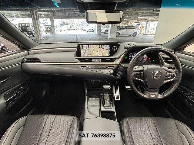 Lexus ES 2021-03 220305-1