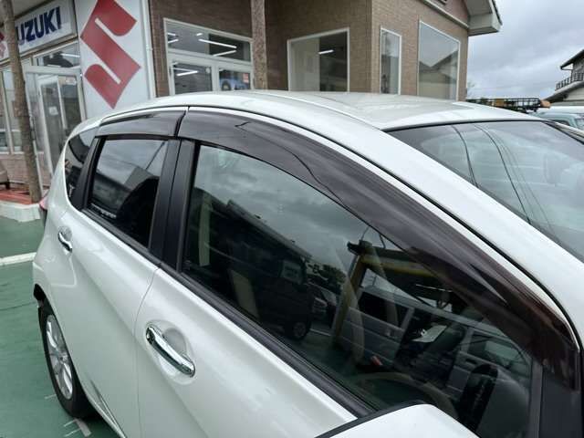 Nissan NOTE 2018-01 11058-13