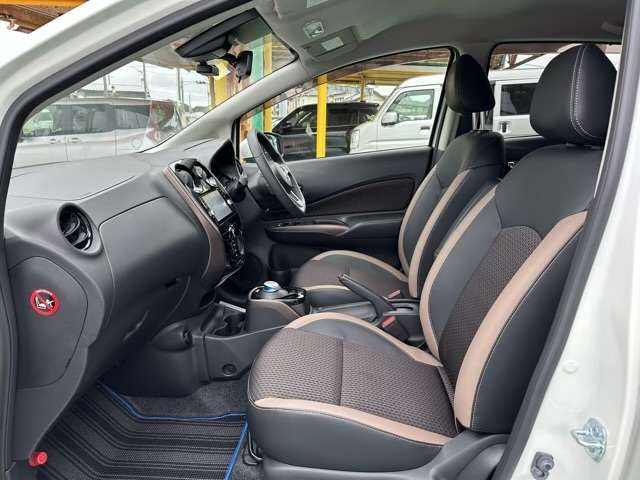 Nissan NOTE 2018-01 11058-3