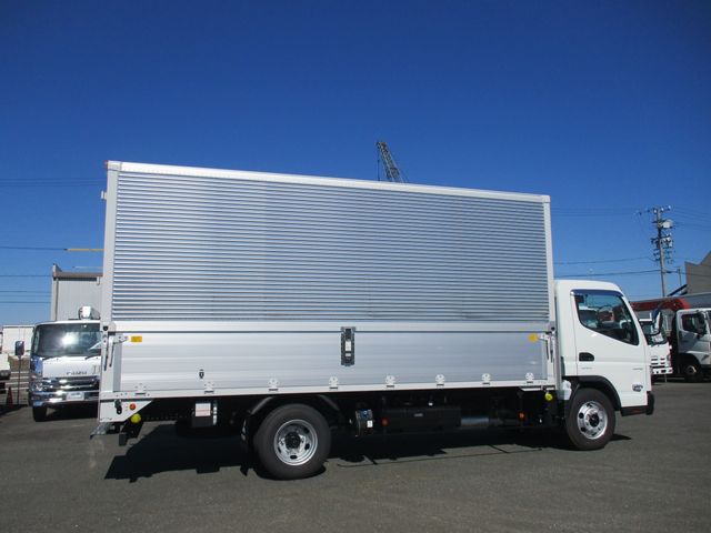 Mitsubishi CANTER 2023-10 13640-23