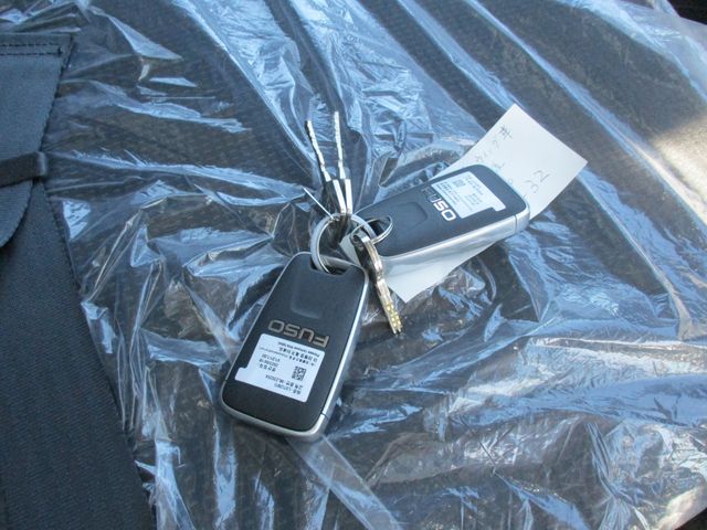 Mitsubishi CANTER 2023-10 13640-18