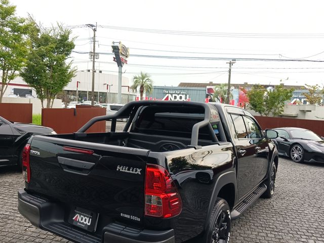 Toyota HILUX 2020-05 15038-6