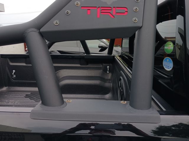 Toyota HILUX 2020-05 15038-8