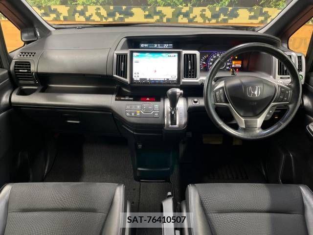 Honda e 2013-07 394311-1