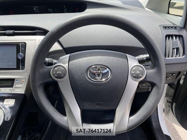 Toyota PRIUS 2014-02 281781-21
