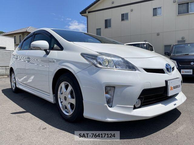 Toyota PRIUS 2014-02 281781-1