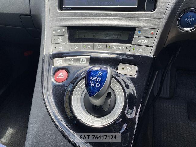 Toyota PRIUS 2014-02 281781-19