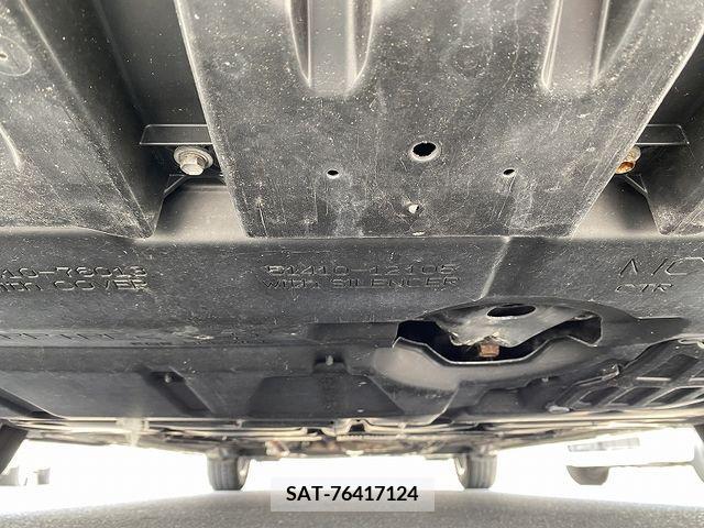 Toyota PRIUS 2014-02 281781-28