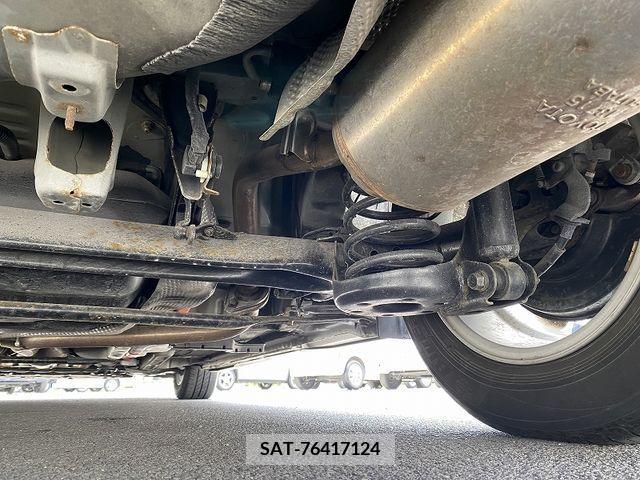 Toyota PRIUS 2014-02 281781-27