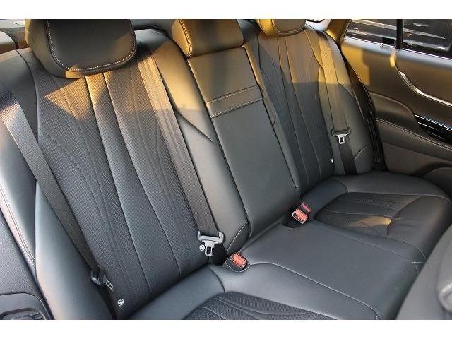 Toyota Mirai 2021-12 190952-13