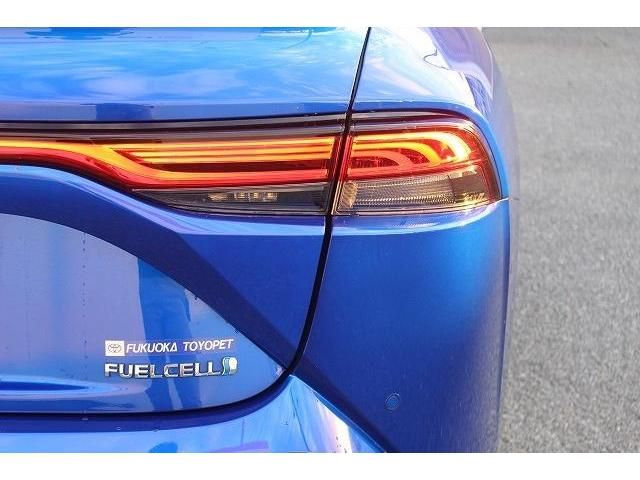 Toyota Mirai 2021-12 190952-11
