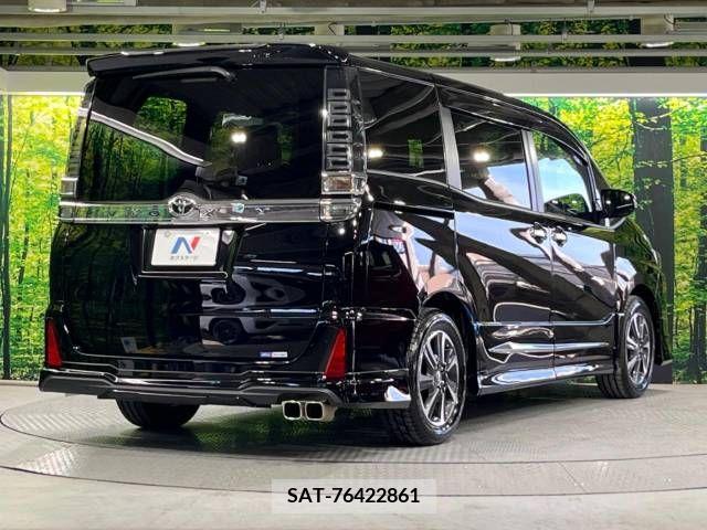 Toyota VOXY 2019-03 288862-18