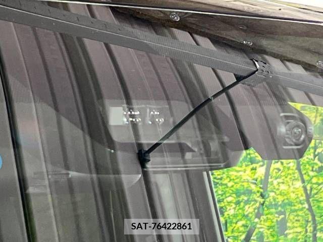 Toyota VOXY 2019-03 288862-6