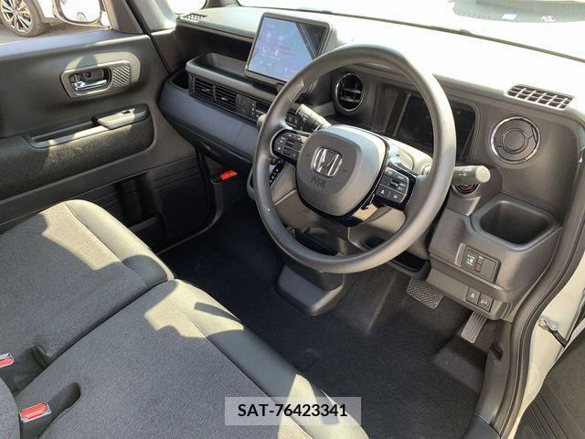 Honda N BOX CUSTOM 2023-10 220239-14