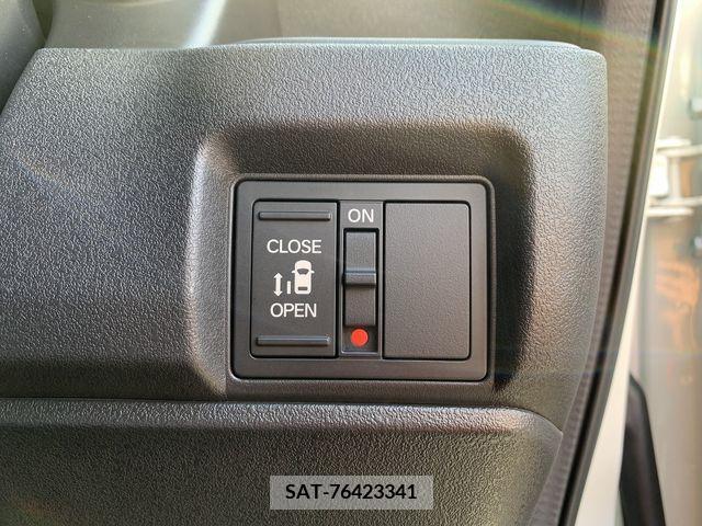 Honda N BOX CUSTOM 2023-10 220239-28