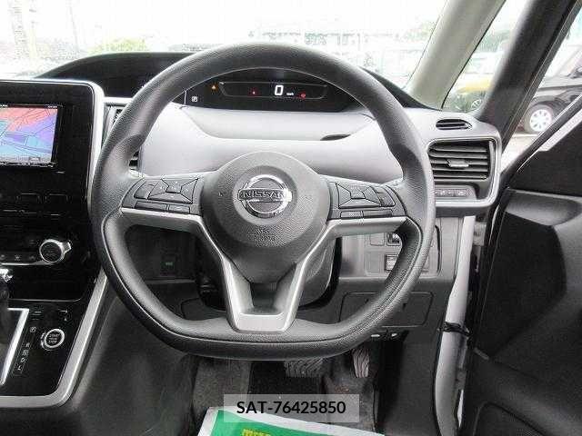 Nissan SERENA 2018-11 285260-3