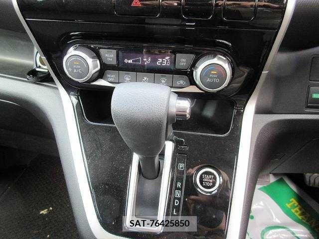 Nissan SERENA 2018-11 285260-6
