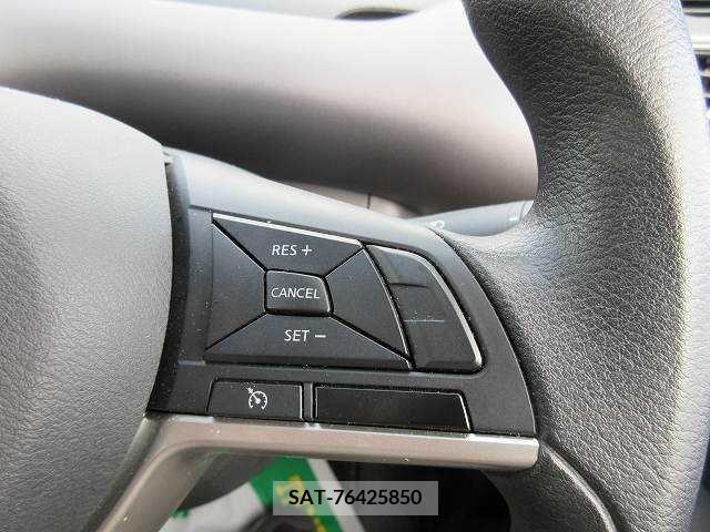 Nissan SERENA 2018-11 285260-10