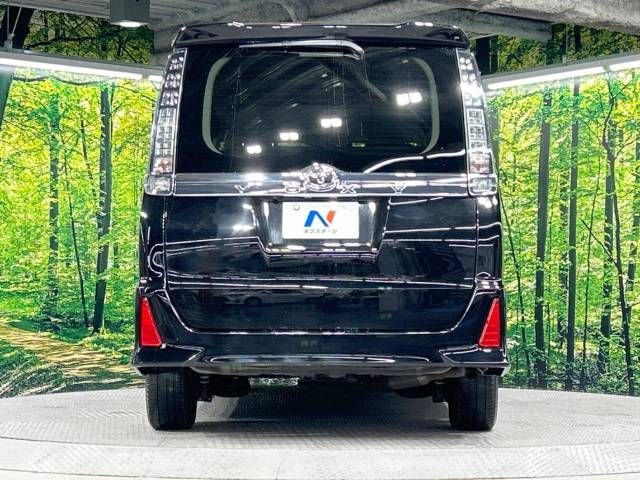 Toyota VOXY 2016-12 196585-15