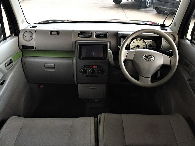 Daihatsu MOVE CONTE 2014-06 181023-1
