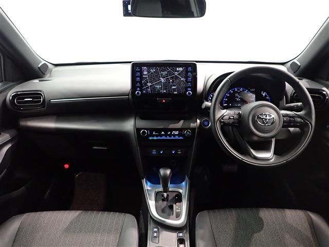 Toyota YARIS CROSS 2022-10 16331-11