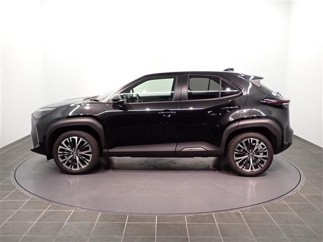 Toyota YARIS CROSS 2022-10 16331-7