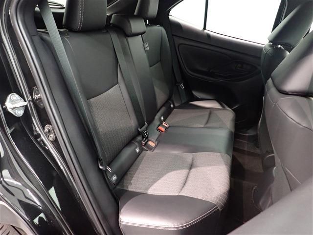 Toyota YARIS CROSS 2022-10 16331-22