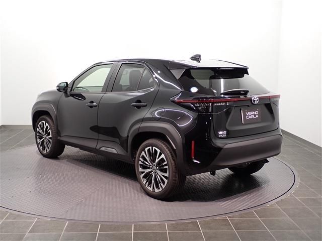 Toyota YARIS CROSS 2022-10 16331-6