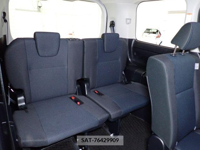 Toyota VOXY 2019-03 321606-16