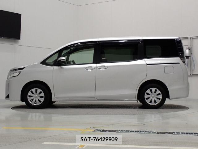 Toyota VOXY 2019-03 321606-19