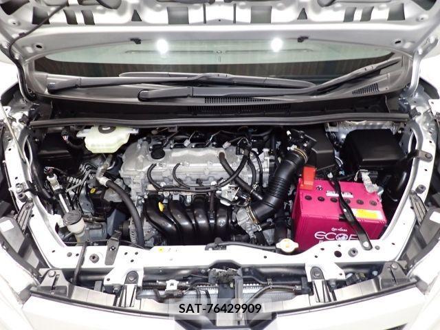 Toyota VOXY 2019-03 321606-18