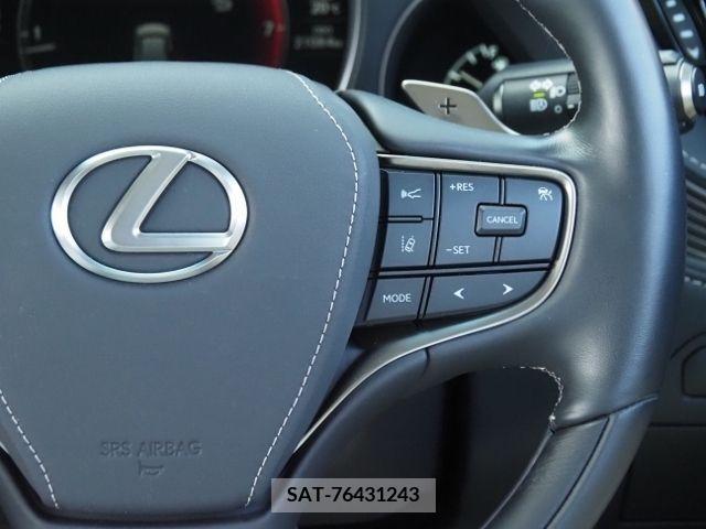 Lexus LS 2021-03 203339-17