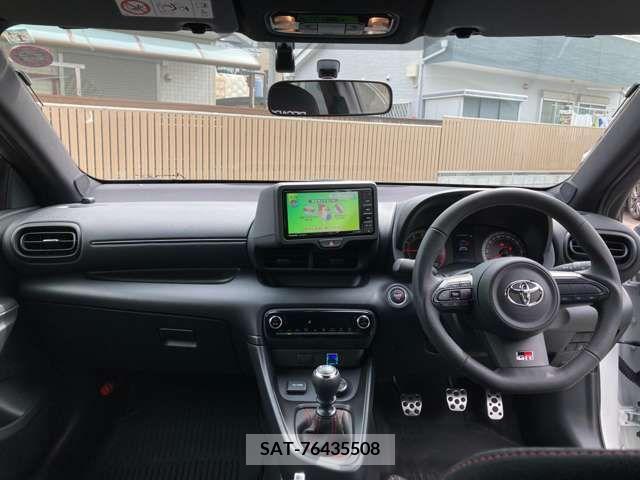Toyota YARIS 2023-01 325595-2