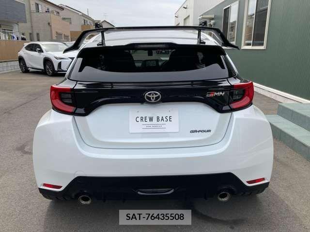 Toyota YARIS 2023-01 325595-1