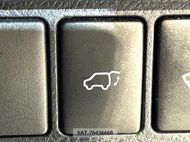 Toyota HARRIER 2019-10 341448-6