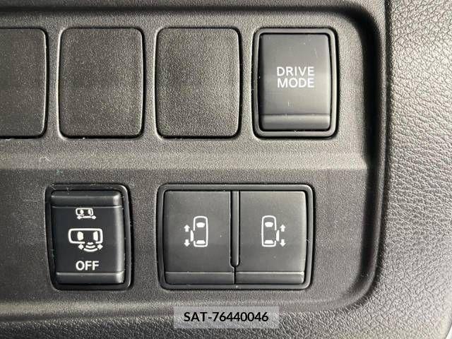 Nissan SERENA 2019-11 325067-6