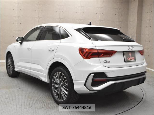 Audi Q3 2020-10 205167-8