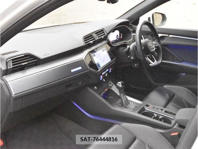 Audi Q3 2020-10 205167-15