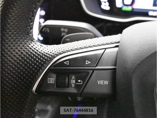 Audi Q3 2020-10 205167-18