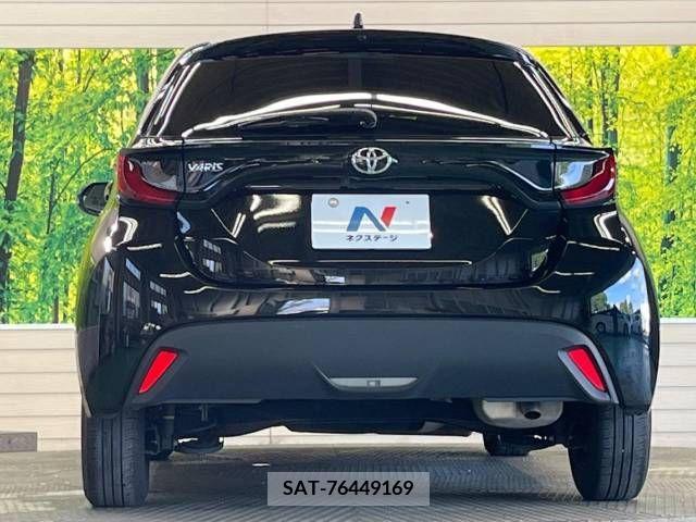 Toyota YARIS 2023-07 395381-15