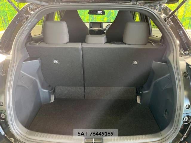 Toyota YARIS 2023-07 395381-11