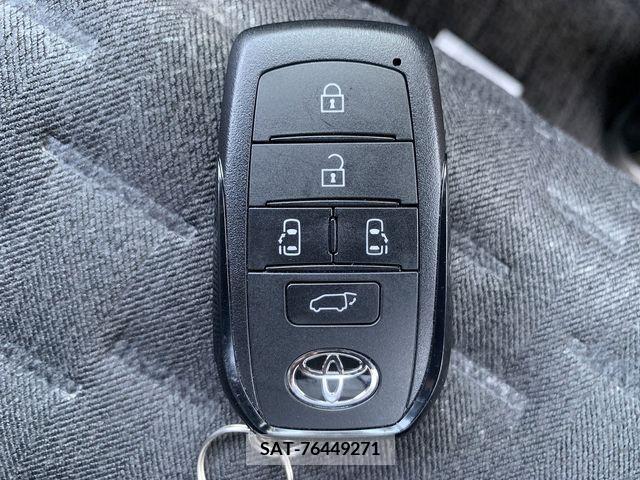 Toyota VOXY 2022-11 350866-29