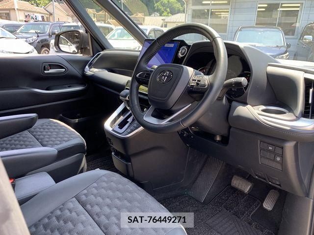 Toyota VOXY 2022-11 350866-14