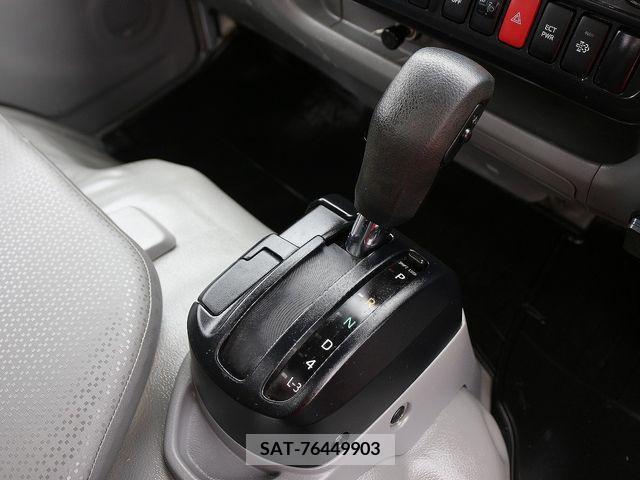 Hino DUTRO 2018-02 296736-25