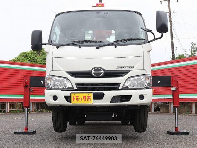 Hino DUTRO 2018-02 296736-27