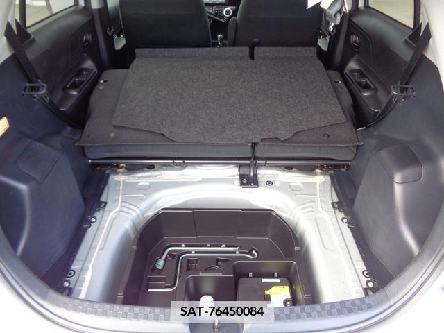 Toyota AQUA 2020-12 334726-14