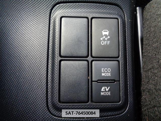 Toyota AQUA 2020-12 334726-26